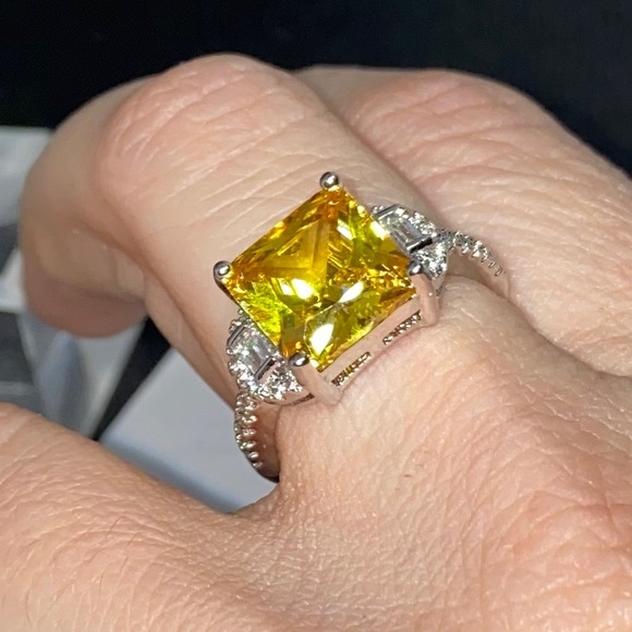 Citrine & White Sapphire Sterling Silver Ring - Picture 10 of 11